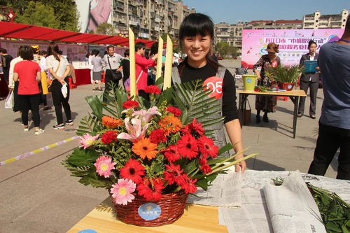 丹江口市巾帼脱贫行动 家庭服务业技能大赛暨妇女儿童服务业展示会引领家政服务新风尚